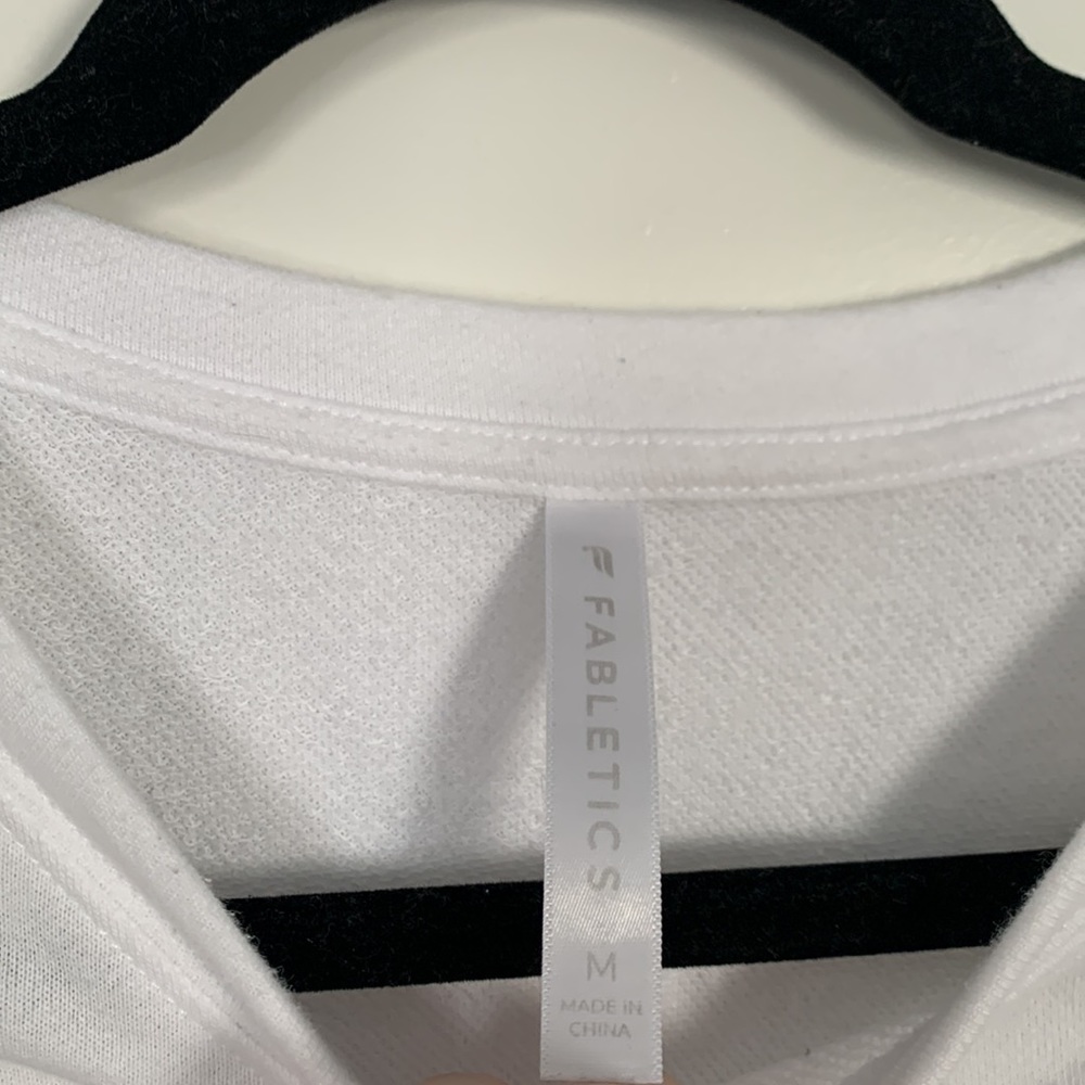 Fabletics Goal Sweater - Picture 4 of 4